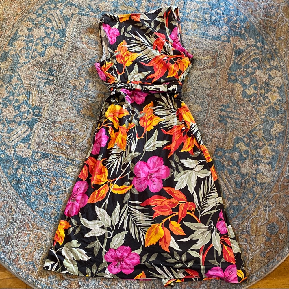 Banana Republic Silk Cotton Tropical Wrap Dress - Picture 2 of 5